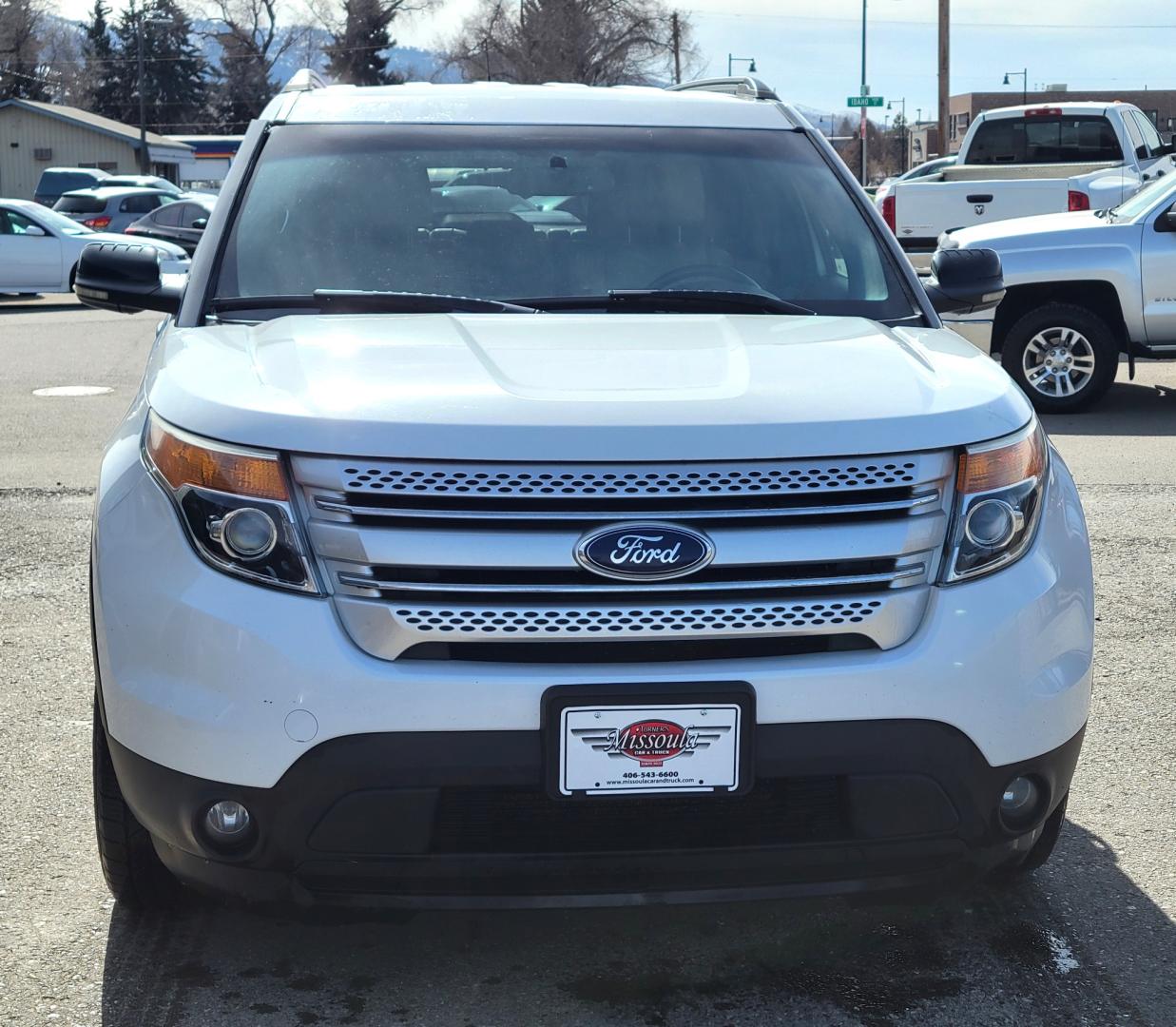 2013 White /Black Ford Explorer XLT (1FM5K8D81DG) with an 3.5L V6 engine, 6 Speed Auto transmission, located at 450 N Russell, Missoula, MT, 59801, (406) 543-6600, 46.874496, -114.017433 - Photo#2